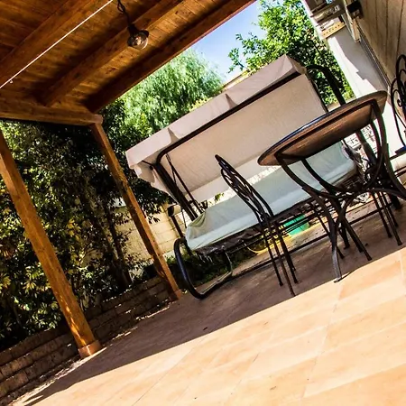 Little House * Modugno